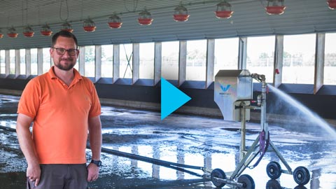 Washing-robot-poultry-broiler-house-tmb